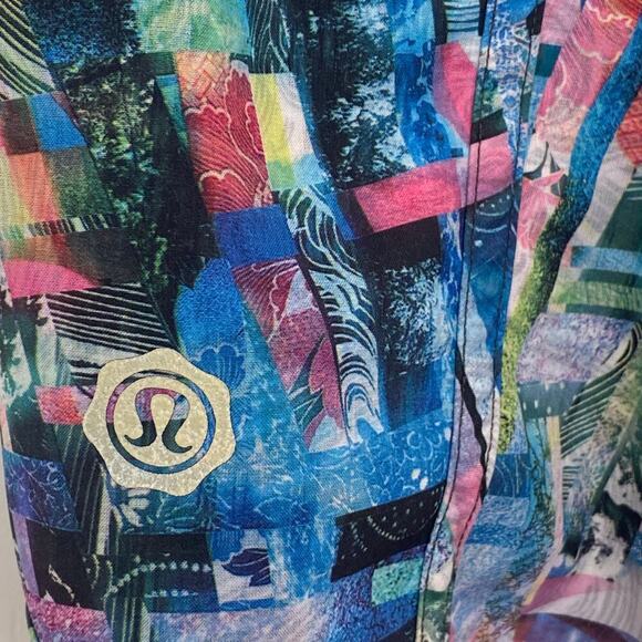 LULULEMON 2018 Tracker Shorts in Seawheeze Electric Beach Special Edition,Size 6 - Picture 4 of 8